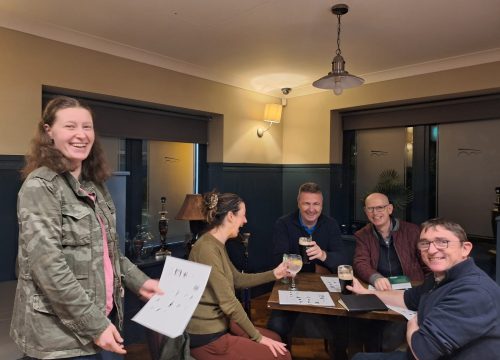 Ranganna Gaeilge ar ais i mBaile Chláir