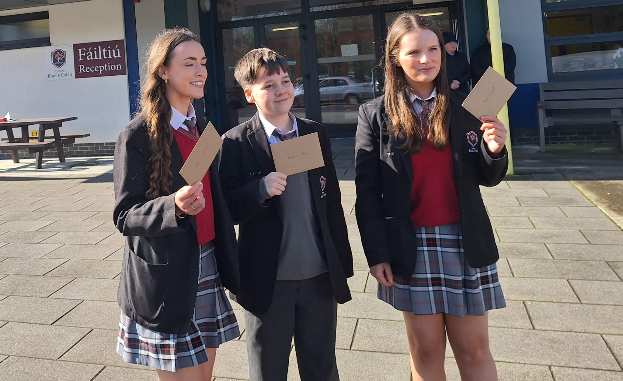 Four local teenagers win scholarships to Inis Oirr